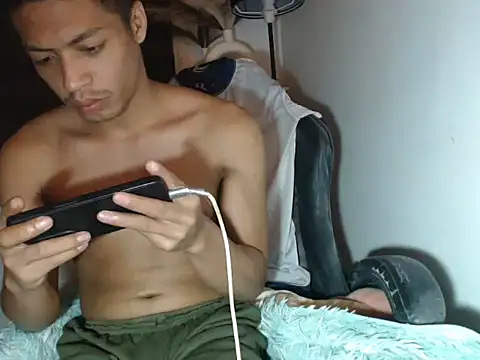 Snapshot of Asian_gregor chatting on 09.21.25 Asian gregor online show from 09.21.25