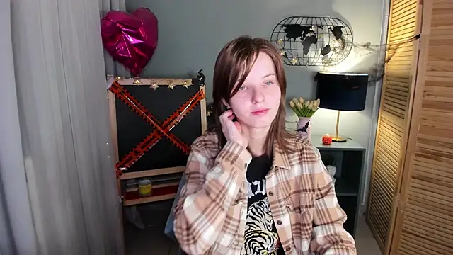 Madelaineses online show from 10.21.25