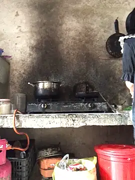 Maymay97 online show from 10.15.25