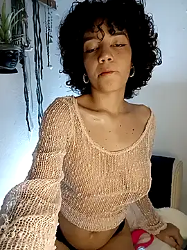Snapshot of ancesstral_angel chatting on 10.08.25 ancesstral angel online show from 10.08.25