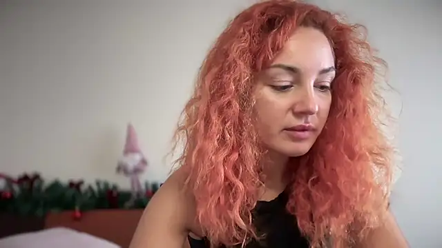 Reddgiirl online show from 12.19.25