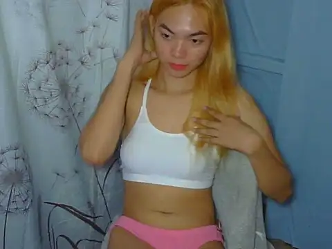 Snapshot of vory_kath chatting on 11.06.25 vory kath online show from 11.06.25