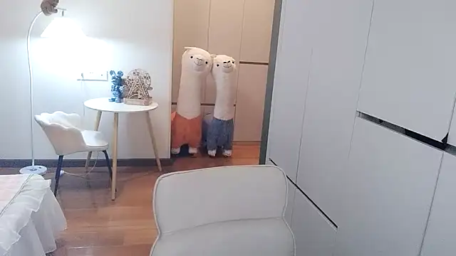 XiaoAnQi online show from 10.09.25