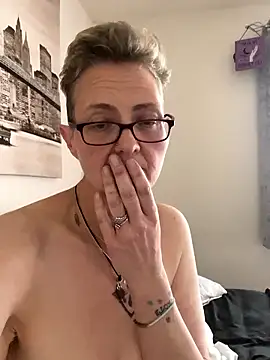 Curvy-Jinx online show from 01.09.26