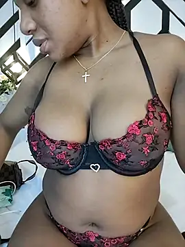 VictoriaKroft online show from 11.03.25