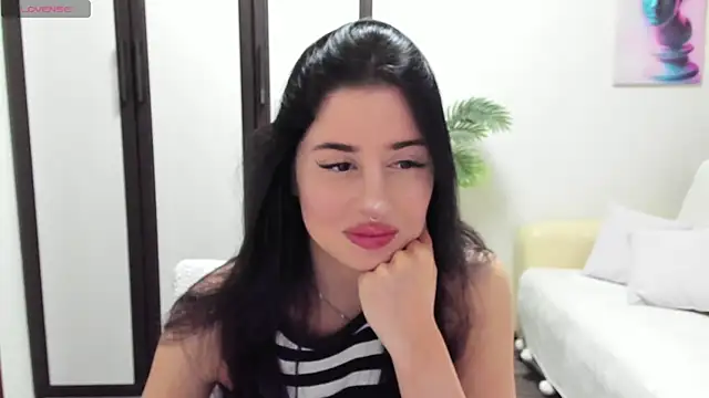 meowallen online show from 10.10.25