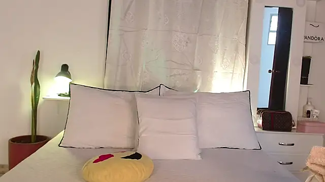 brunoorangel1 online show from 09.29.25