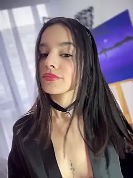 Sofi Leal online show from 04.16.26