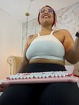 nathaliamiller online show from 02.17.26