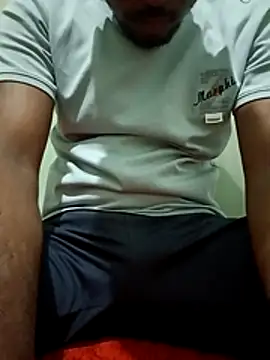 Snapshot of monubigcoock chatting on 11.18.25 monubigcoock online show from 11.18.25