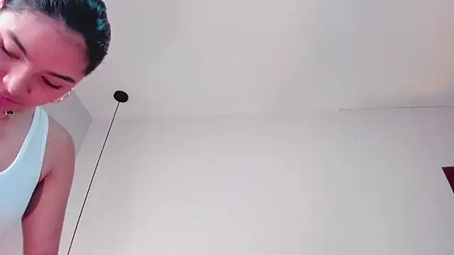 LunaAspen  online show from 11.22.25