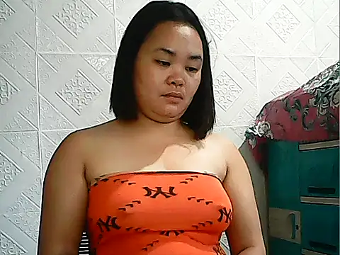 CreamyPussy4uxx online show from 02.19.26