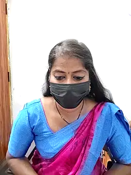 Snapshot of tamil_Sigappu_Roja chatting on 05.20.26 tamil Sigappu Roja online show from 05.20.26