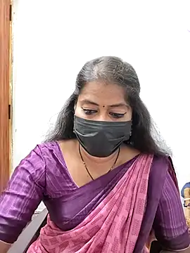 Snapshot of tamil_Sigappu_Roja chatting on 05.30.26 tamil Sigappu Roja online show from 05.30.26