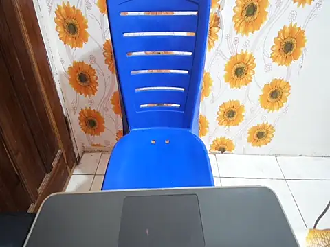 PrettyClaudia online show from 07.18.26