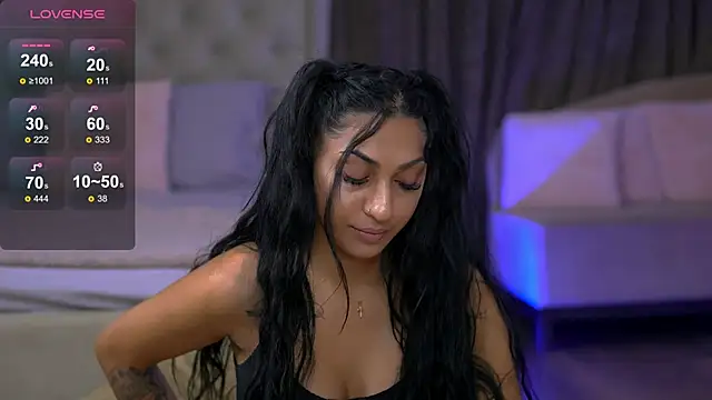 EmaHallee online show from 09.23.25