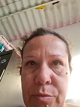 Snapshot of SinisterBabe chatting on 09.18.25 SinisterBabe online show from 09.18.25