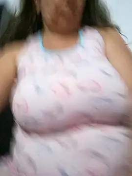 Snapshot of SinisterBabe chatting on 09.25.25 SinisterBabe online show from 09.25.25