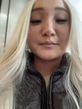 Snapshot of KissMeEva chatting on 11.07.25 KissMeEva online show from 11.07.25