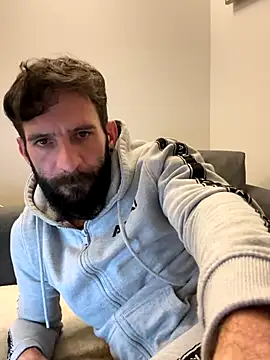 Snapshot of Michel_huge chatting on 10.29.25 Michel huge online show from 10.29.25