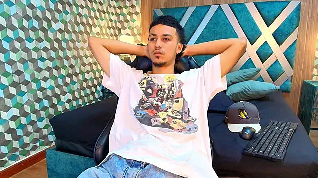 Marcus Jeron online show from 12.15.25