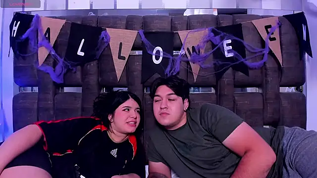 EmilyANDrew  online show from 10.30.25