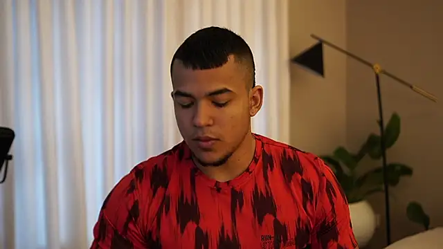 Thiago Valente online show from 09.30.25