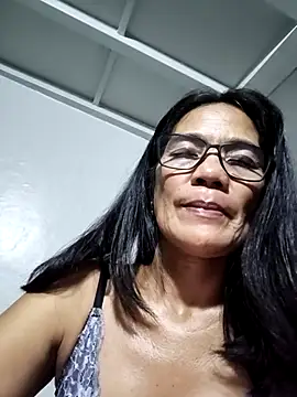 Snapshot of ImYourWoman_55 chatting on 06.26.26 ImYourWoman 55 online show from 06.26.26