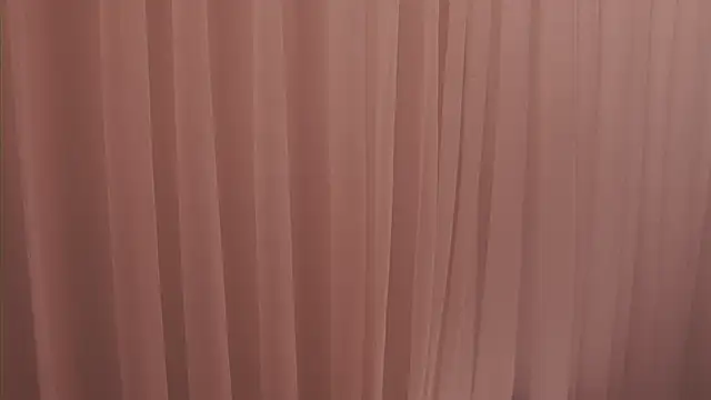 Snapshot of Ariaa_Isabell chatting on 10.06.25 Ariaa Isabell online show from 10.06.25