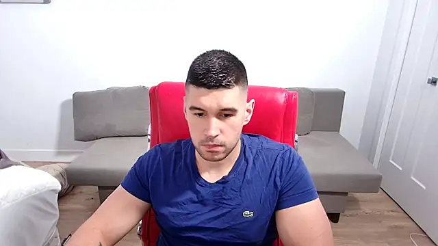 Snapshot of Sand0w chatting on 09.29.25 Sand0w online show from 09.29.25