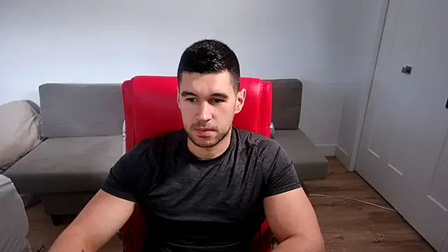 Snapshot of Sand0w chatting on 10.10.25 Sand0w online show from 10.10.25