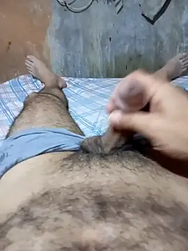 Snapshot of NAUFRAGO_17CM chatting on 10.18.25 NAUFRAGO 17CM online show from 10.18.25