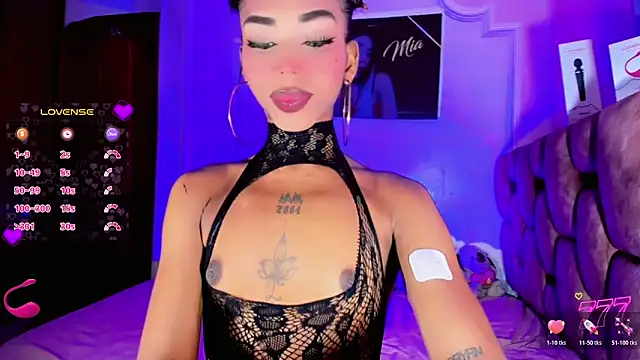 Snapshot of LADY-HOT-SEXY- chatting on 06.14.26 LADY-HOT-SEXY- online show from 06.14.26