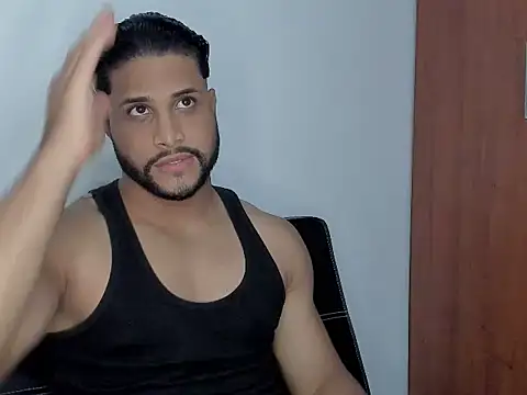 Snapshot of Pier_Simons chatting on 09.25.25 Pier Simons online show from 09.25.25