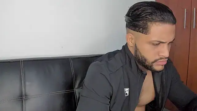 Pier Simons online show from 12.04.25