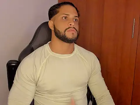 Pier Simons online show from 03.25.26