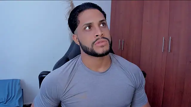 Pier Simons online show from 03.31.26