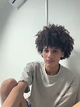 Max Rain online show from 09.24.25