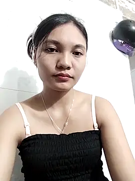 Duyen02 online show from 09.18.25