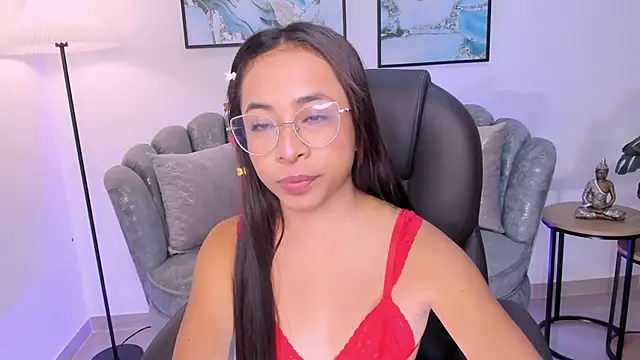 July Adams online show from 12.01.25