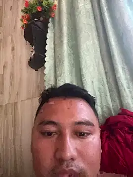 Snapshot of BicuriousExploer chatting on 10.09.25 BicuriousExploer online show from 10.09.25