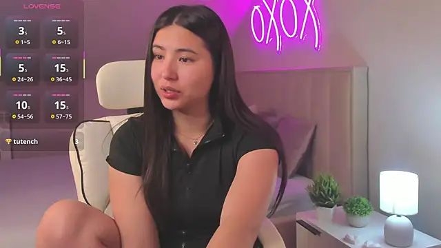 Snapshot of Megan_Williamms chatting on 09.14.25 Megan Williamms online show from 09.14.25