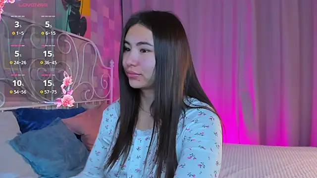 Snapshot of Megan_Williamms chatting on 10.30.25 Megan Williamms online show from 10.30.25