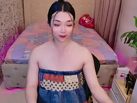 Snapshot of Ts-yoshi chatting on 02.21.26 Ts-yoshi online show from 02.21.26