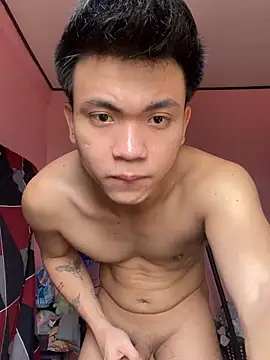 Snapshot of JerichoGutierez chatting on 10.17.25 JerichoGutierez online show from 10.17.25