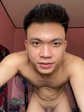 Snapshot of JerichoGutierez chatting on 10.20.25 JerichoGutierez online show from 10.20.25