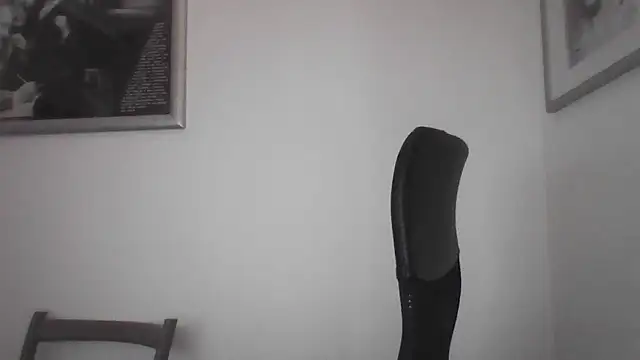 Snapshot of FROCETTO93 chatting on 09.25.25 FROCETTO93 online show from 09.25.25