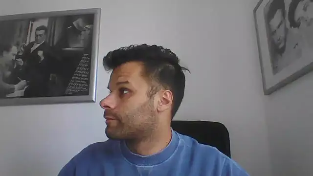 Snapshot of FROCETTO93 chatting on 10.08.25 FROCETTO93 online show from 10.08.25