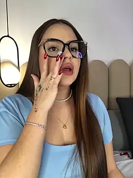 Snapshot of LanaCavendish chatting on 10.03.25 LanaCavendish online show from 10.03.25