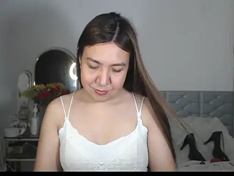 stellahugeX online show from 11.11.25